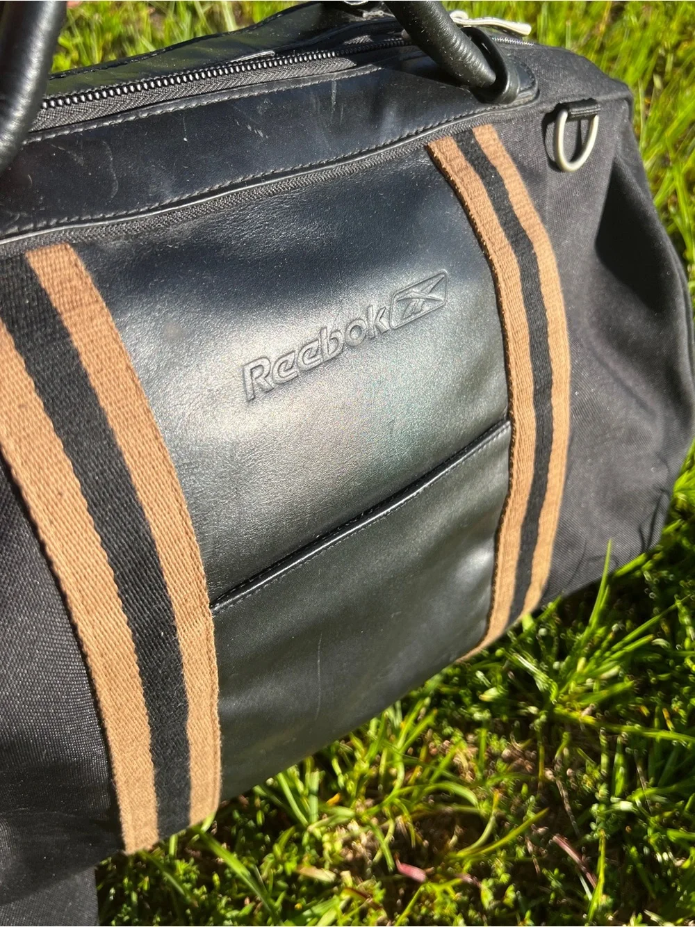 CLEAN Vintage Reebok Black Duffle Bag Carry Luggage Sports